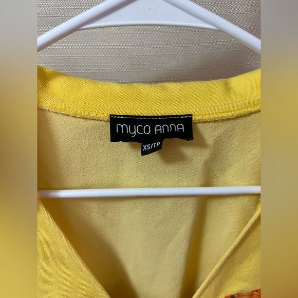 ⚪️ Myco Anna Yellow Zip Up Sleeveless Dress with Colorful Pattern Size XS - Picture 2 of 10